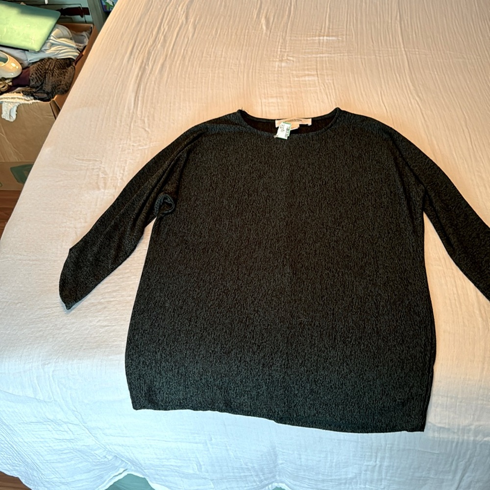 3/4 sleeve lightweight shirt